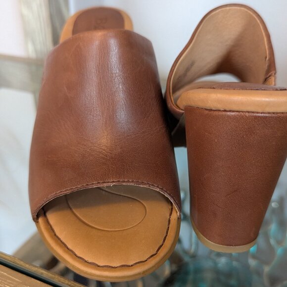 Clarks Brown Mule Shoes - Picture 7 of 9